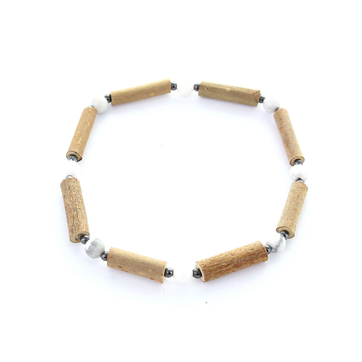 Bracelet en Noisetier et Howlite – Sérénité et Équilibre